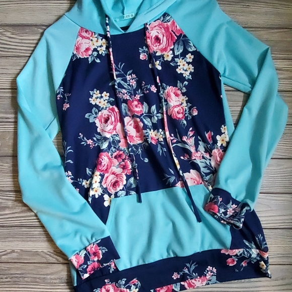 Last 3! Navy Mint Floral Hoodie - Picture 2 of 3